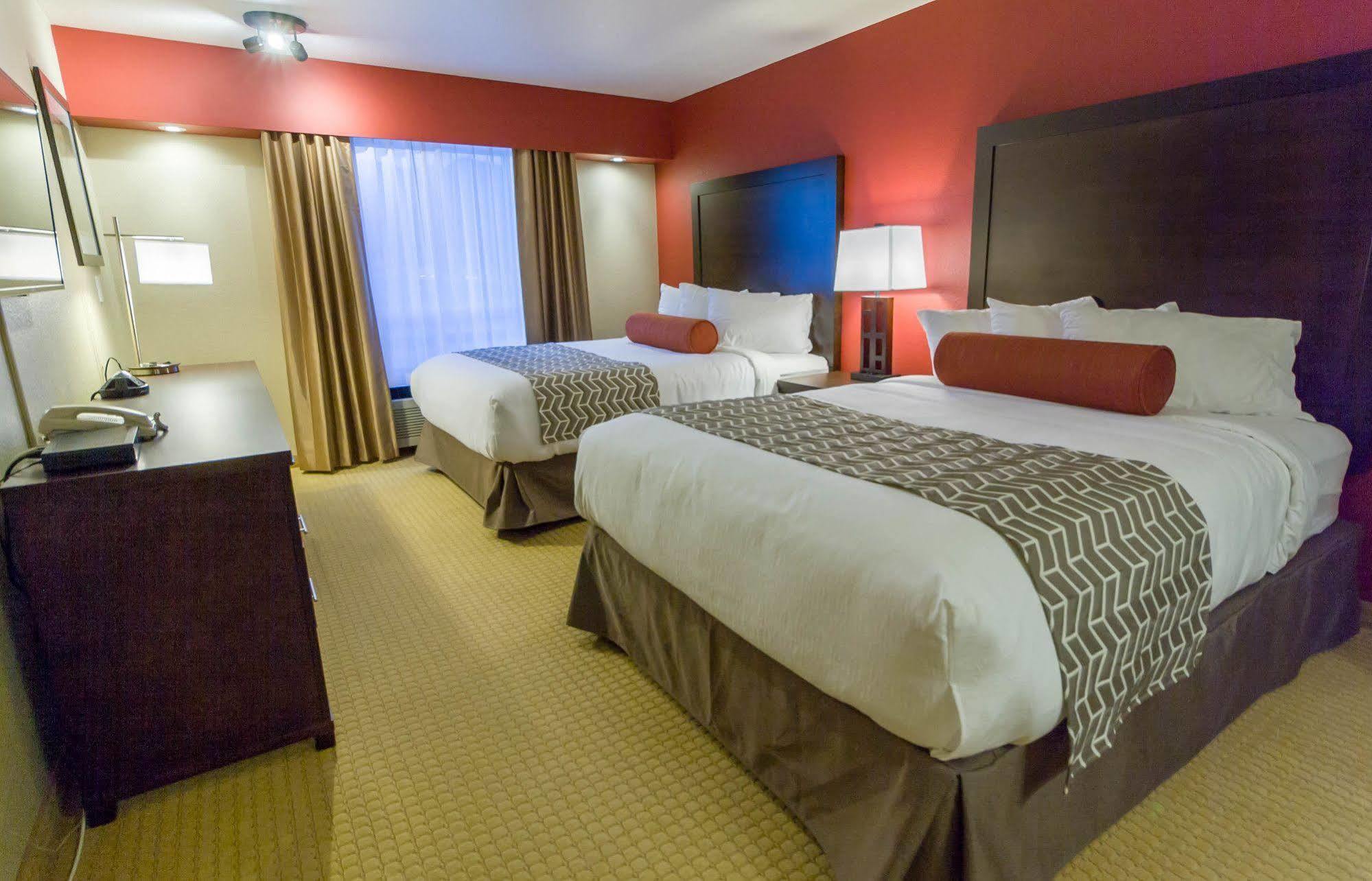 The Kanata Inns Invermere Eksteriør billede