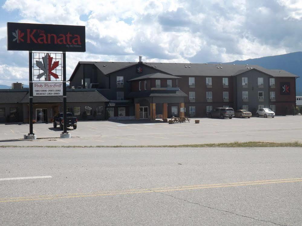The Kanata Inns Invermere Eksteriør billede