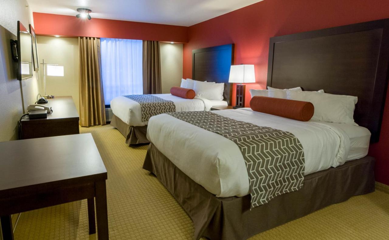 The Kanata Inns Invermere Eksteriør billede