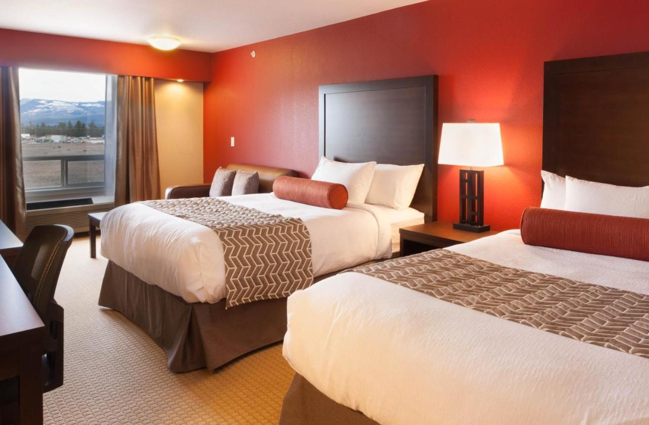 The Kanata Inns Invermere Eksteriør billede