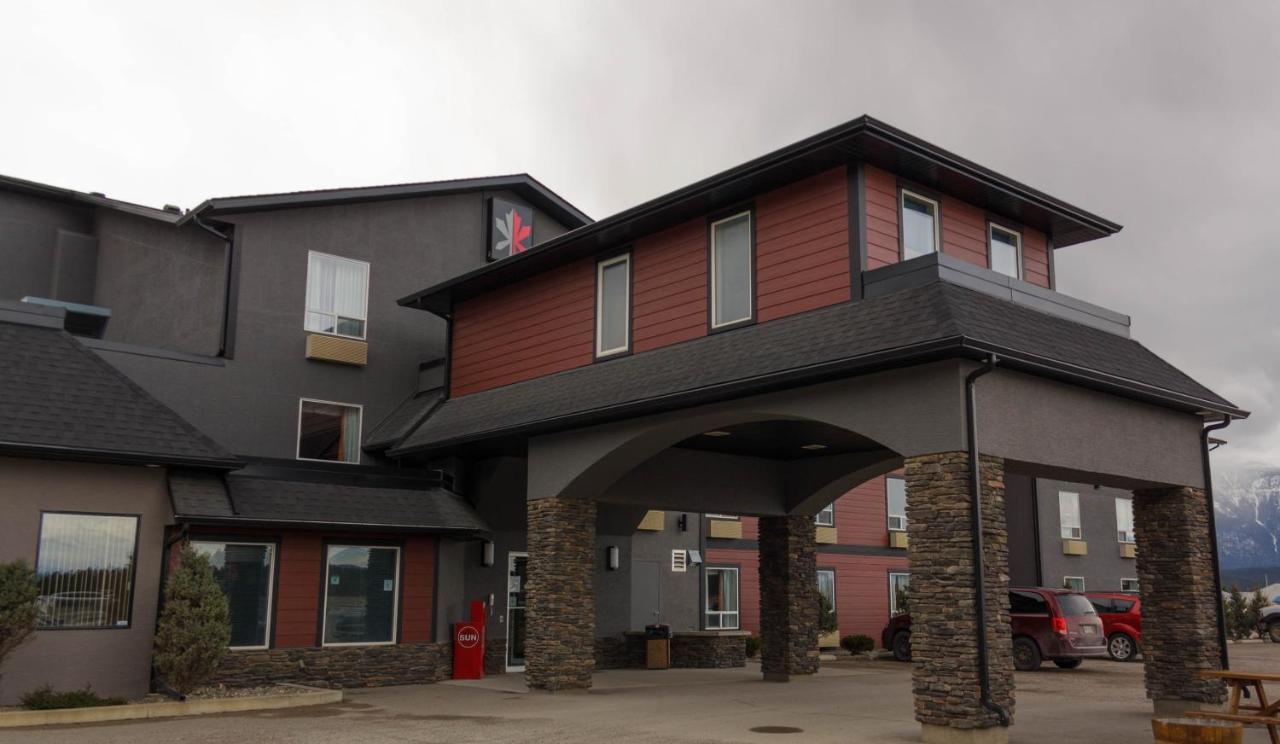 The Kanata Inns Invermere Eksteriør billede