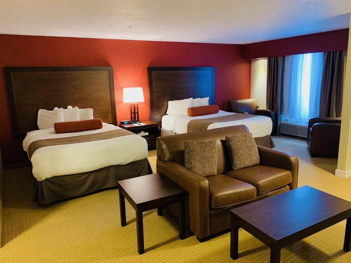 The Kanata Inns Invermere Eksteriør billede